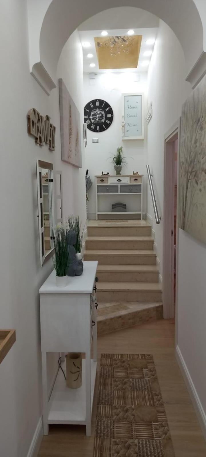 My Family Intero Appartamento Con Parcheggio Privato Potenza Esterno foto